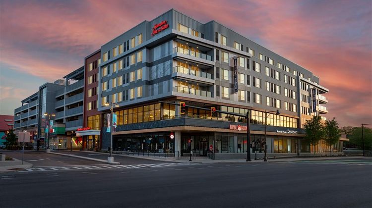Hampton Inn & Suites Watertown Boston Exterior