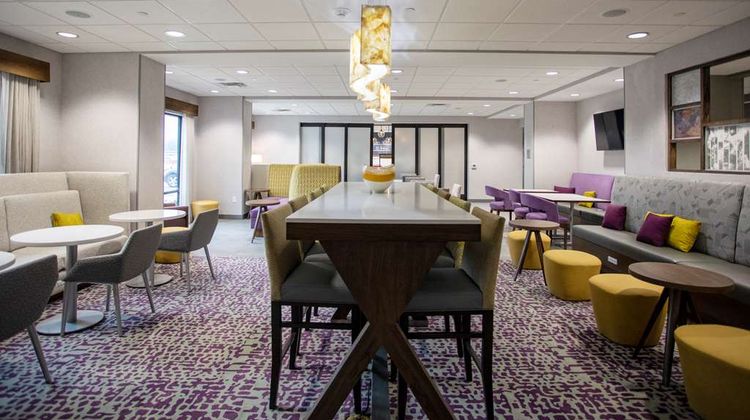 Hampton Inn Lexington Lobby
