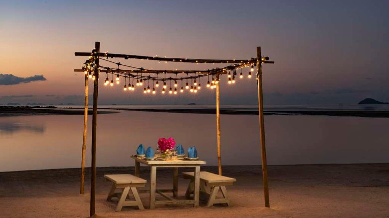 <b>Avani Samui Resort Beach</b>. Images powered by <a href="https://iceportal.shijigroup.com/" title="IcePortal" target="_blank">IcePortal</a>.