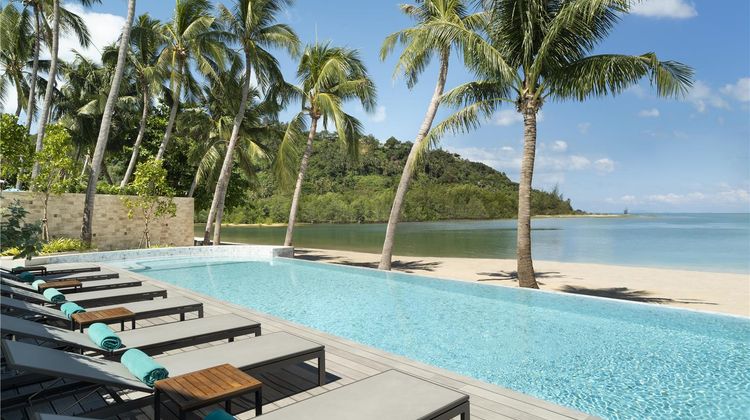 Avani Samui Resort Pool
