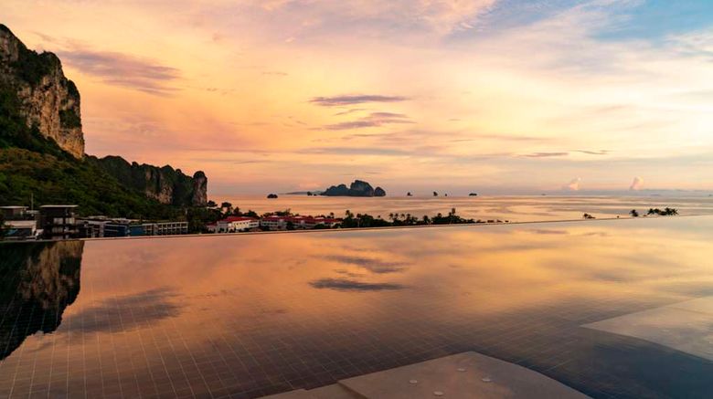 <b>Avani Ao Nang Cliff Krabi Resort Pool</b>. Images powered by <a href="https://iceportal.shijigroup.com/" title="IcePortal" target="_blank">IcePortal</a>.