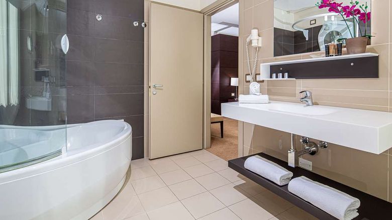 <b>Europalace Hotel-BW Signature Collection Room</b>. Images powered by <a href="https://iceportal.shijigroup.com/" title="IcePortal" target="_blank">IcePortal</a>.