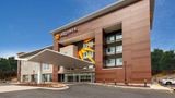 La Quinta Inn & Suites by Wyndham Exterior