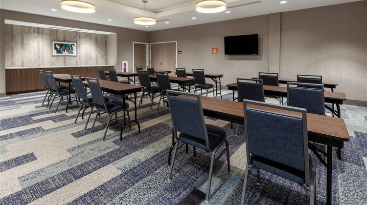 La Quinta Inn & Suites by Wyndham Meeting