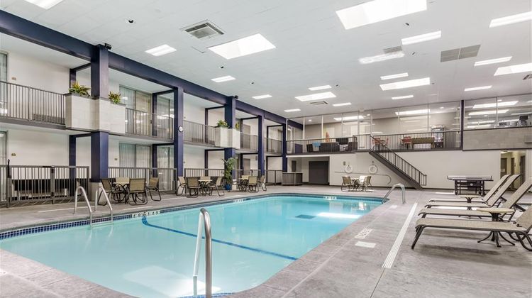 Best Western Fairmont Pool