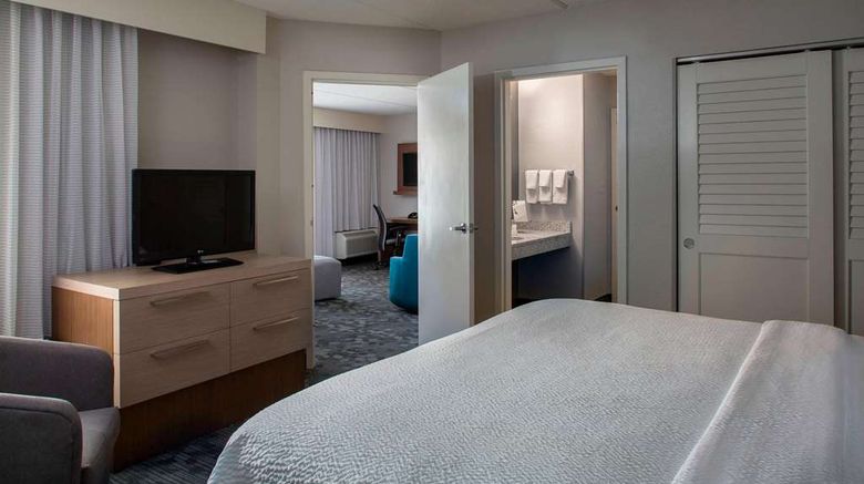 <b>Sonesta Select Atlanta Norcross I-85 Suite</b>. Images powered by <a href="https://iceportal.shijigroup.com/" title="IcePortal" target="_blank">IcePortal</a>.