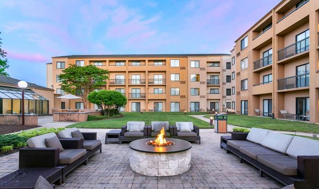 Sonesta Select Greenbelt College Park Exterior