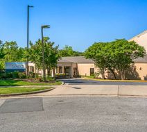 Sonesta Select Greenbelt College Park Exterior