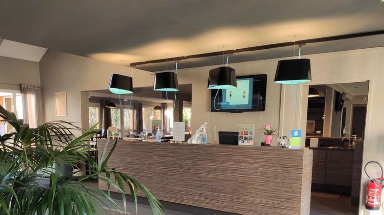 <b>Sure Hotel by Best Western Limoges Sud Lobby</b>. Images powered by <a href="https://iceportal.shijigroup.com/" title="IcePortal" target="_blank">IcePortal</a>.