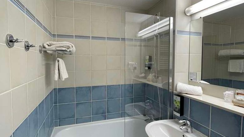 <b>Sure Hotel by Best Western Limoges Sud Room</b>. Images powered by <a href="https://iceportal.shijigroup.com/" title="IcePortal" target="_blank">IcePortal</a>.