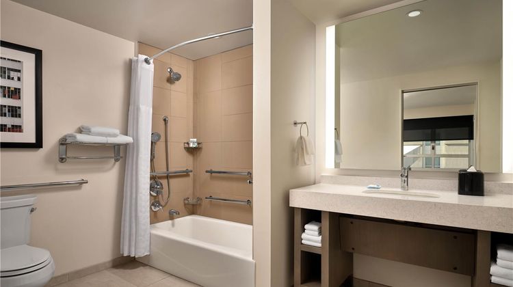 Hyatt House LA-University Medical Center Room
