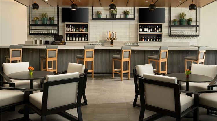 Hyatt House LA-University Medical Center Restaurant