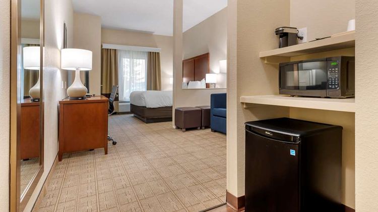 Comfort Inn & Suites Mankato Suite