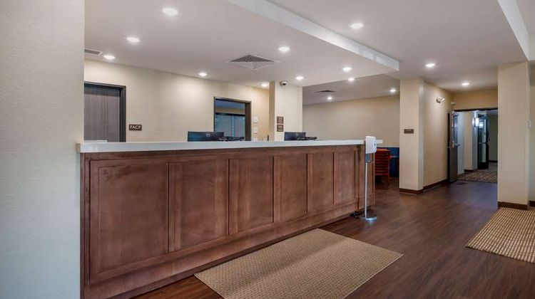 Comfort Inn & Suites Mankato Lobby