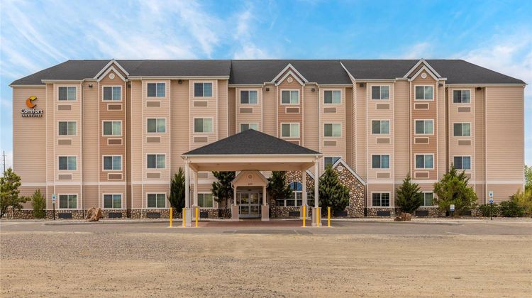 Comfort Inn and Suites Aztec Exterior