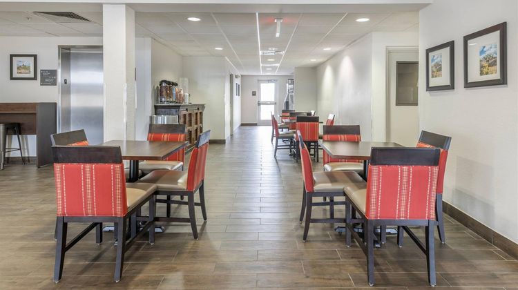 Comfort Inn and Suites Aztec Restaurant