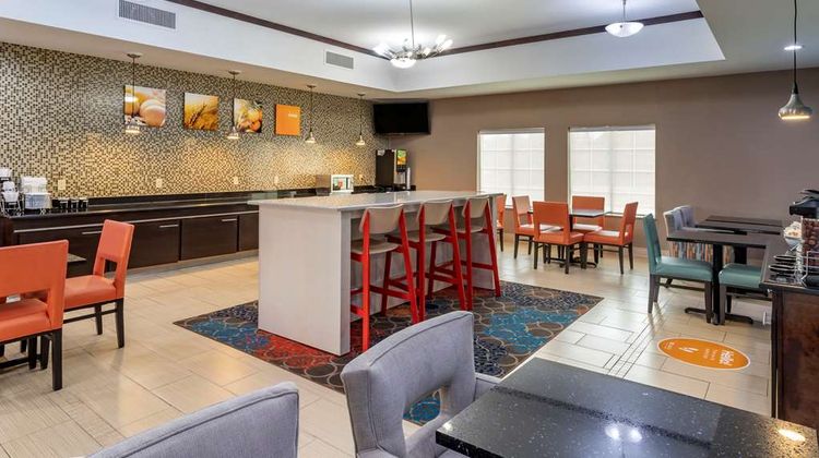 Comfort Inn & Suites Cleveland, TX Restaurant