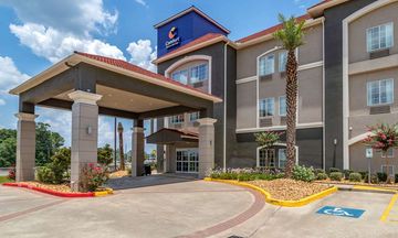 Comfort Inn & Suites Cleveland, TX