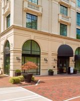 The Hamilton, Curio Collection by Hilton