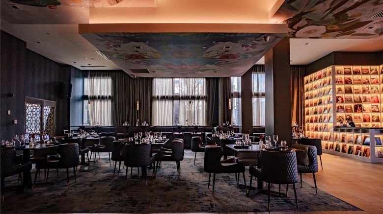 <b>Embassy Suites Atlanta Midtown Restaurant</b>. Images powered by <a href="https://iceportal.shijigroup.com/" title="IcePortal" target="_blank">IcePortal</a>.