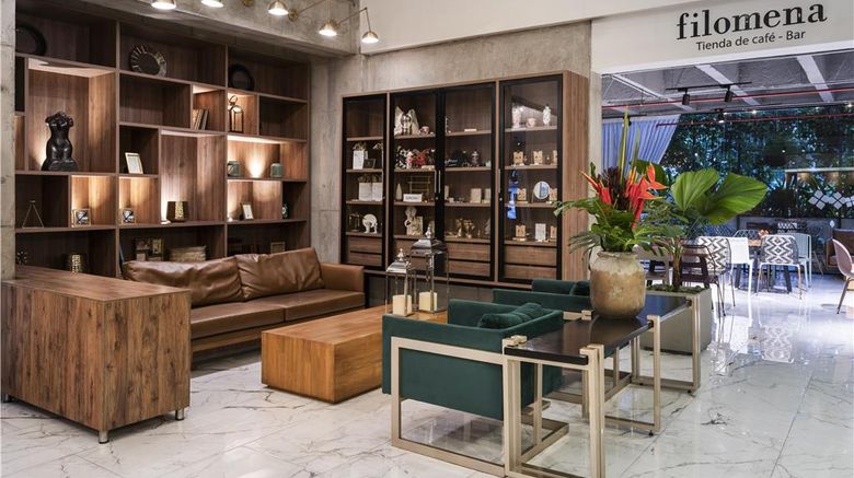 <b>Hilton Garden Inn Cali Ciudad Jardin Lobby</b>. Images powered by <a href="https://iceportal.shijigroup.com/" title="IcePortal" target="_blank">IcePortal</a>.