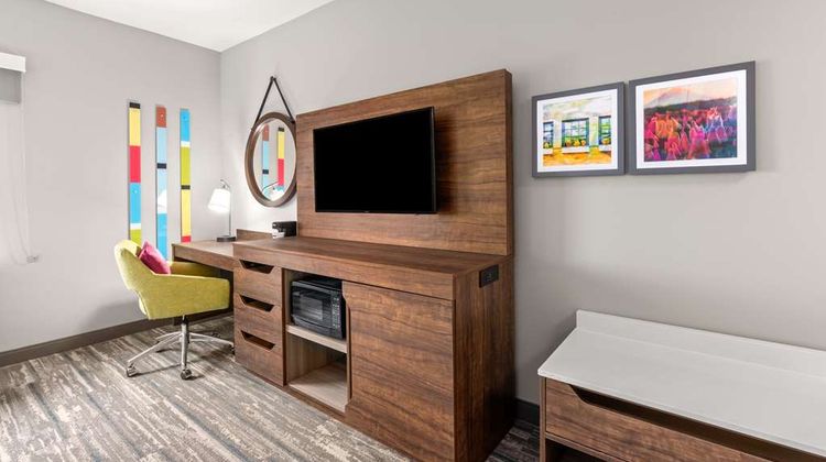 Hampton Inn & Suites Portland Tigard Room