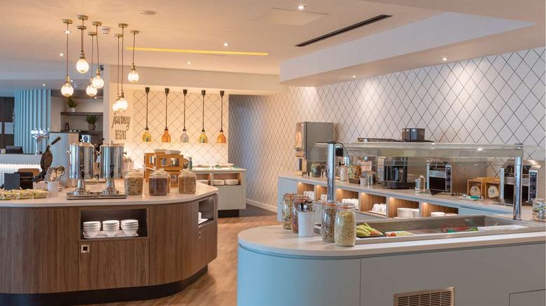 <b>Hampton by Hilton Ashford International Restaurant</b>. Images powered by <a href="https://iceportal.shijigroup.com/" title="IcePortal" target="_blank">IcePortal</a>.