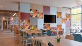 <b>Hampton by Hilton Ashford International Lobby</b>. Images powered by <a href="https://iceportal.shijigroup.com/" title="IcePortal" target="_blank">IcePortal</a>.