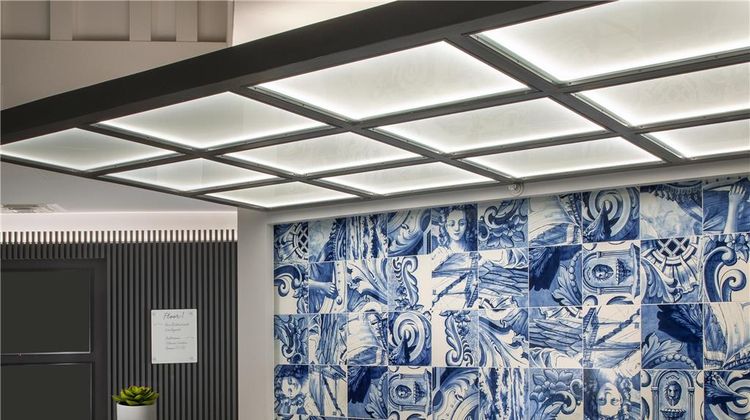 The Monsaraz San Diego, Tapestry Coll Lobby
