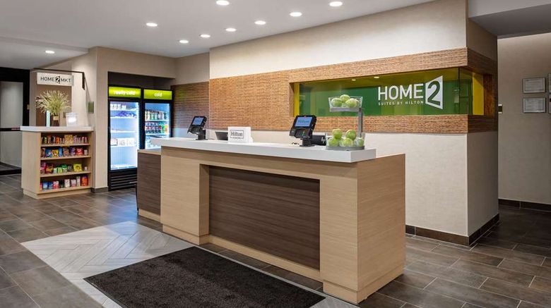 <b>Home2 Suites by Hilton Valdosta Lobby</b>. Images powered by <a href="https://iceportal.shijigroup.com/" title="IcePortal" target="_blank">IcePortal</a>.