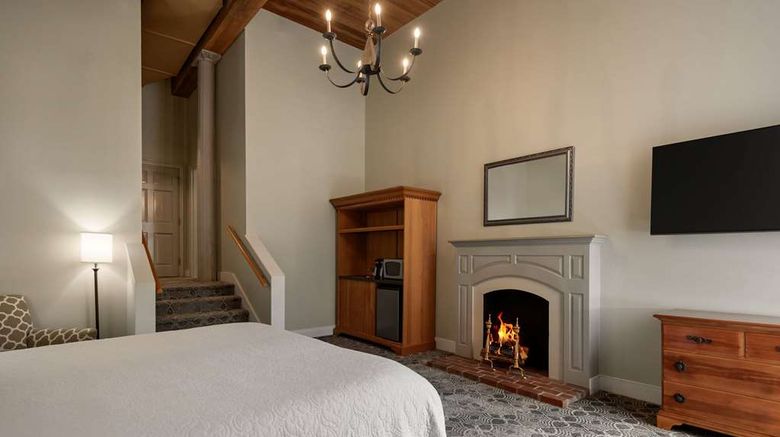 <b>Historic Brookstown Inn Trademark Coll Room</b>. Images powered by <a href="https://iceportal.shijigroup.com/" title="IcePortal" target="_blank">IcePortal</a>.
