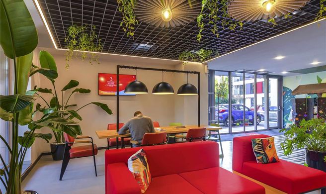 Ibis Bucharest Politehnica Exterior