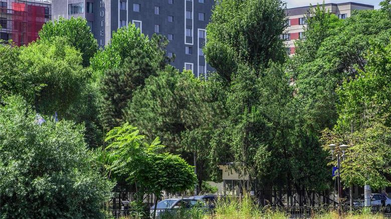 <b>Ibis Bucharest Politehnica Exterior</b>. Images powered by <a href="https://iceportal.shijigroup.com/" title="IcePortal" target="_blank">IcePortal</a>.