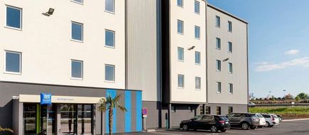 Ibis Budget Cognac Exterior