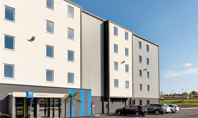 Ibis Budget Cognac Exterior