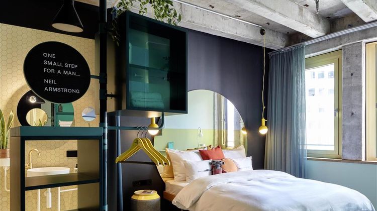 25Hours Hotel The Circle Room
