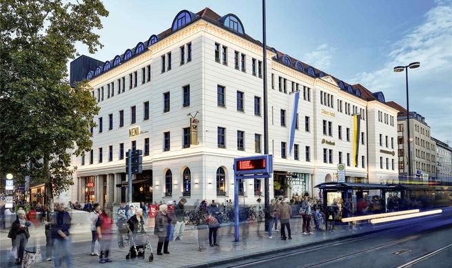 25hours Hotel Royal Bavarian Exterior