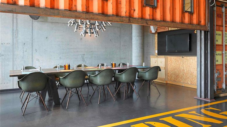 <b>25Hours Hotel Hafencity Meeting</b>. Images powered by <a href="https://iceportal.shijigroup.com/" title="IcePortal" target="_blank">IcePortal</a>.