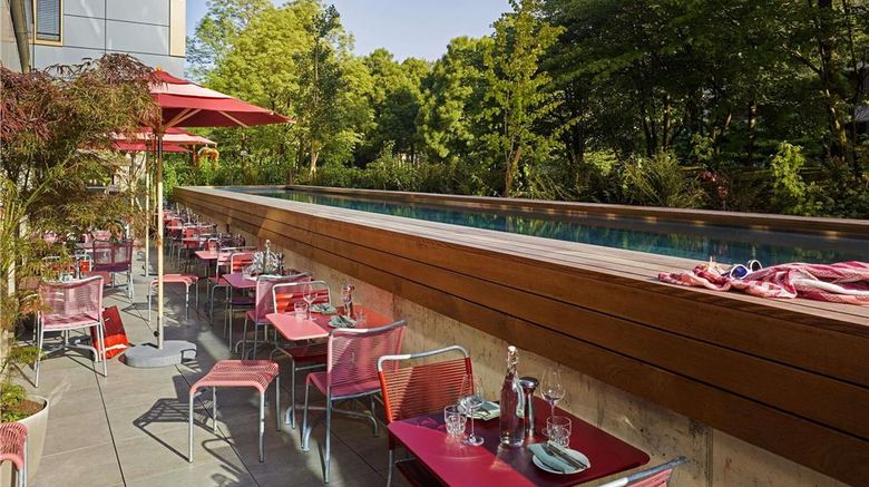 <b>25Hours Hotel Zurich West Pool</b>. Images powered by <a href="https://iceportal.shijigroup.com/" title="IcePortal" target="_blank">IcePortal</a>.