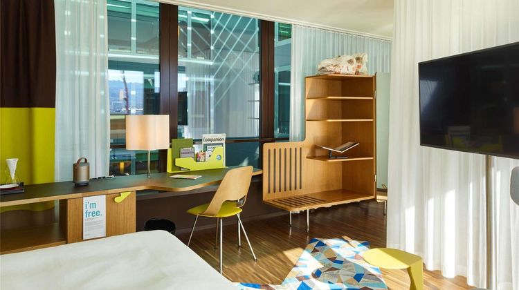 25Hours Hotel Zurich West Suite