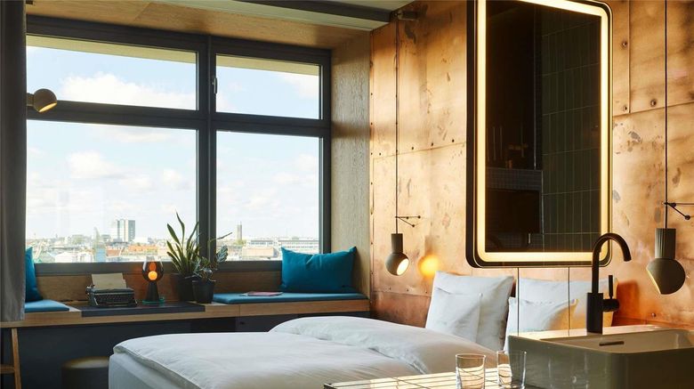 <b>25Hours Hotel Bikini Berlin Room</b>. Images powered by <a href="https://iceportal.shijigroup.com/" title="IcePortal" target="_blank">IcePortal</a>.