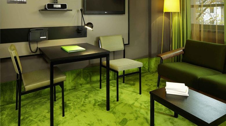 <b>25hours Hotel The Goldman Room</b>. Images powered by <a href="https://iceportal.shijigroup.com/" title="IcePortal" target="_blank">IcePortal</a>.