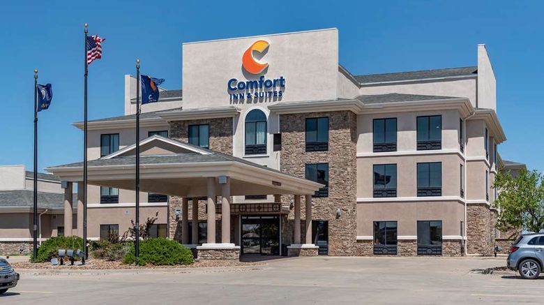 <b>Comfort Inn & Suites Exterior</b>. Images powered by <a href="https://iceportal.shijigroup.com/" title="IcePortal" target="_blank">IcePortal</a>.
