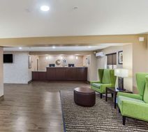 Comfort Inn Charleston South Lobby