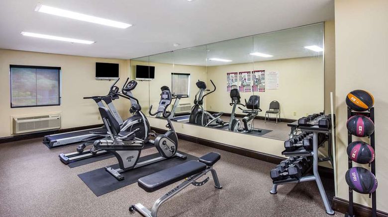 <b>Comfort Inn Charleston South Health</b>. Images powered by <a href="https://iceportal.shijigroup.com/" title="IcePortal" target="_blank">IcePortal</a>.