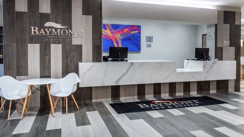 <b>Baymont by Wyndham Madison South Lobby</b>. Images powered by <a href="https://iceportal.shijigroup.com/" title="IcePortal" target="_blank">IcePortal</a>.