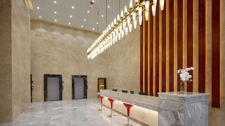 <b>Microtel by Wyndham Lijiang Lobby</b>. Images powered by <a href="https://iceportal.shijigroup.com/" title="IcePortal" target="_blank">IcePortal</a>.
