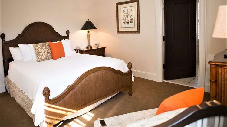 JH Adams Inn Trademark Collection Suite