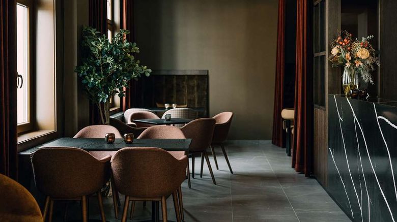 <b>Saga Hotel Oslo Lobby</b>. Images powered by <a href="https://iceportal.shijigroup.com/" title="IcePortal" target="_blank">IcePortal</a>.