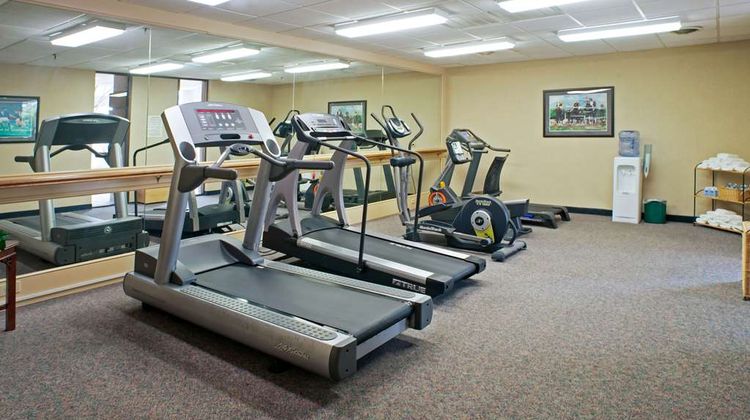 Clarion Hotel & Suites Convention Center Health